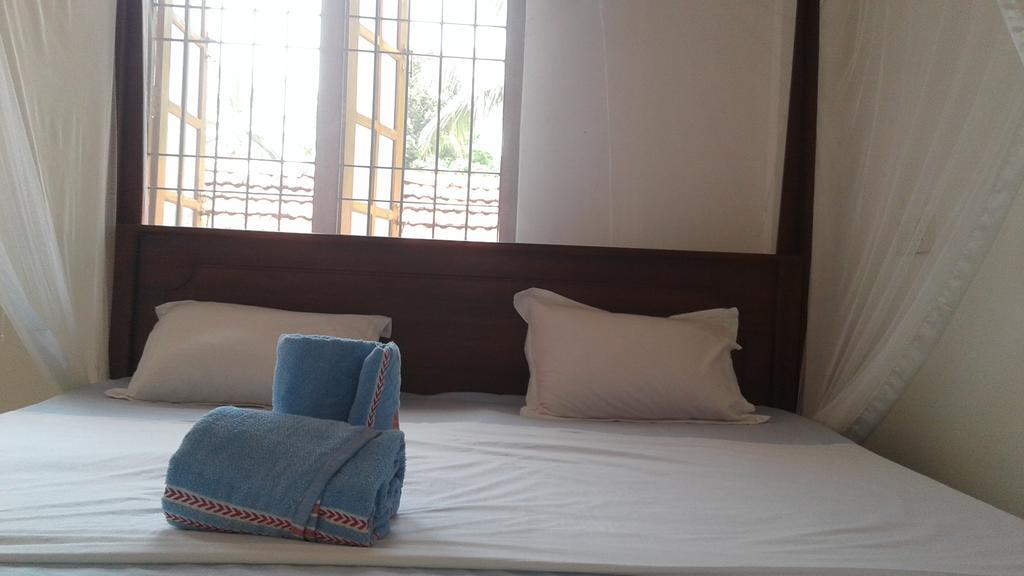 Chithra Homestay Tangalle Exterior foto