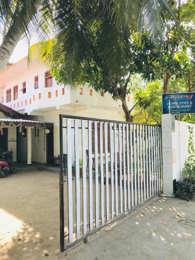 Chithra Homestay Tangalle Exterior foto
